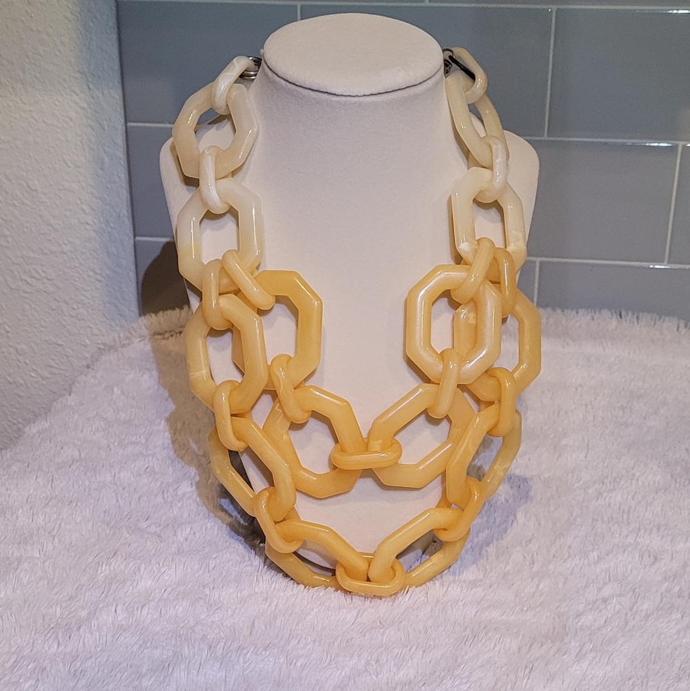 Alisha D, Made In Italy, Chunky Yellow/White Hombre Chain Necklace